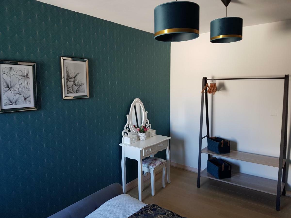 Ferienwohnung 221B Chic Et Colore !!! Châteauroux Exterior foto