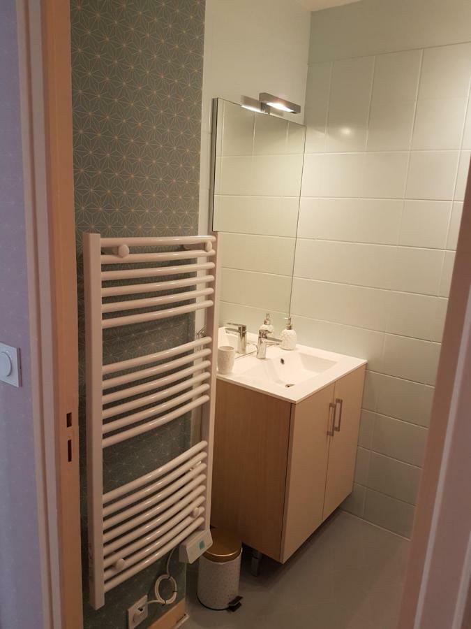 Ferienwohnung 221B Chic Et Colore !!! Châteauroux Exterior foto